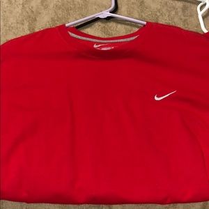 2 men’s short sleeves